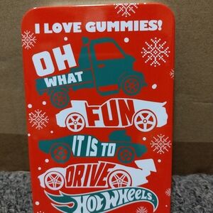 Hot Wheels Collectible Metal Box With Car Shaped Gummies